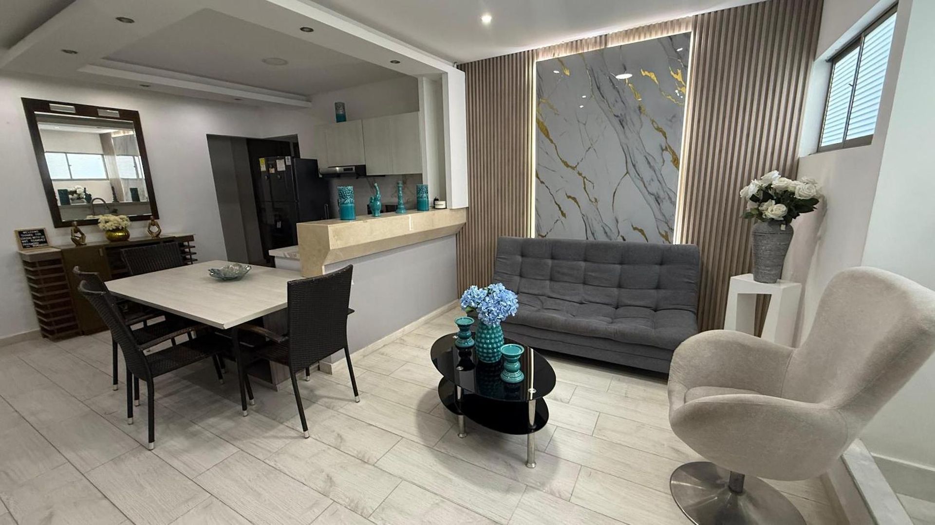 Apartamento Crespo 67 Aeropuerto *