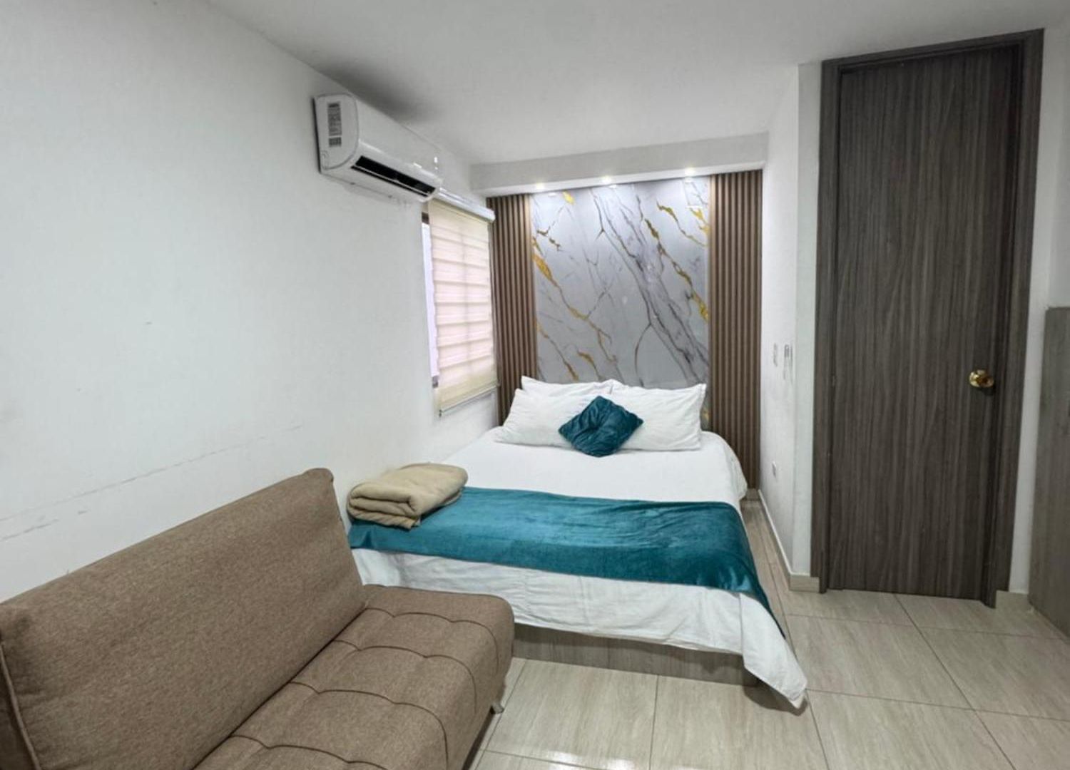 Apartamento Crespo 67 Aeropuerto *